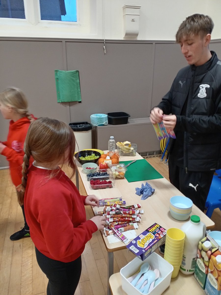 ICTFC_Community's tweet photo. 🍇🍓 #ScottishFAExtraTime 🍓🍇

Lovely wee morning at @bishopedensp123 for Breakfast Club! What a way to start the day!

#ICTFC
#ICTSUPPTRUST
#ScotFANorth https://t.co/zI8glcwbX1