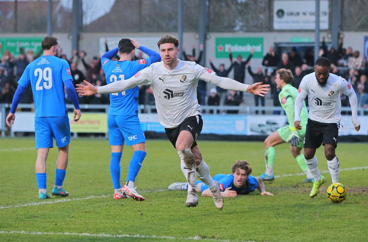 callum jones tweet media