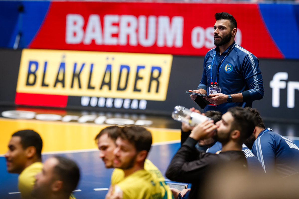 إلى رُبع نهائي كاس العالم 🇧🇷

لمواجهه بطل العالم الدنمارك 🇩🇰 في المباراة القادمة .

انها أحلامٌ تحققت و دَعواتٌ أُستجابت 🤲🏼

إنه لفخر  أن اكون علم الكويت 🇰🇼 في هذه النهائيات

شكراً لكم ، اعطيتوني طاقة وثقه لأحقق هذا الإنجاز ..

بَل انتم هو الإنجاز ❤️🙏🏻