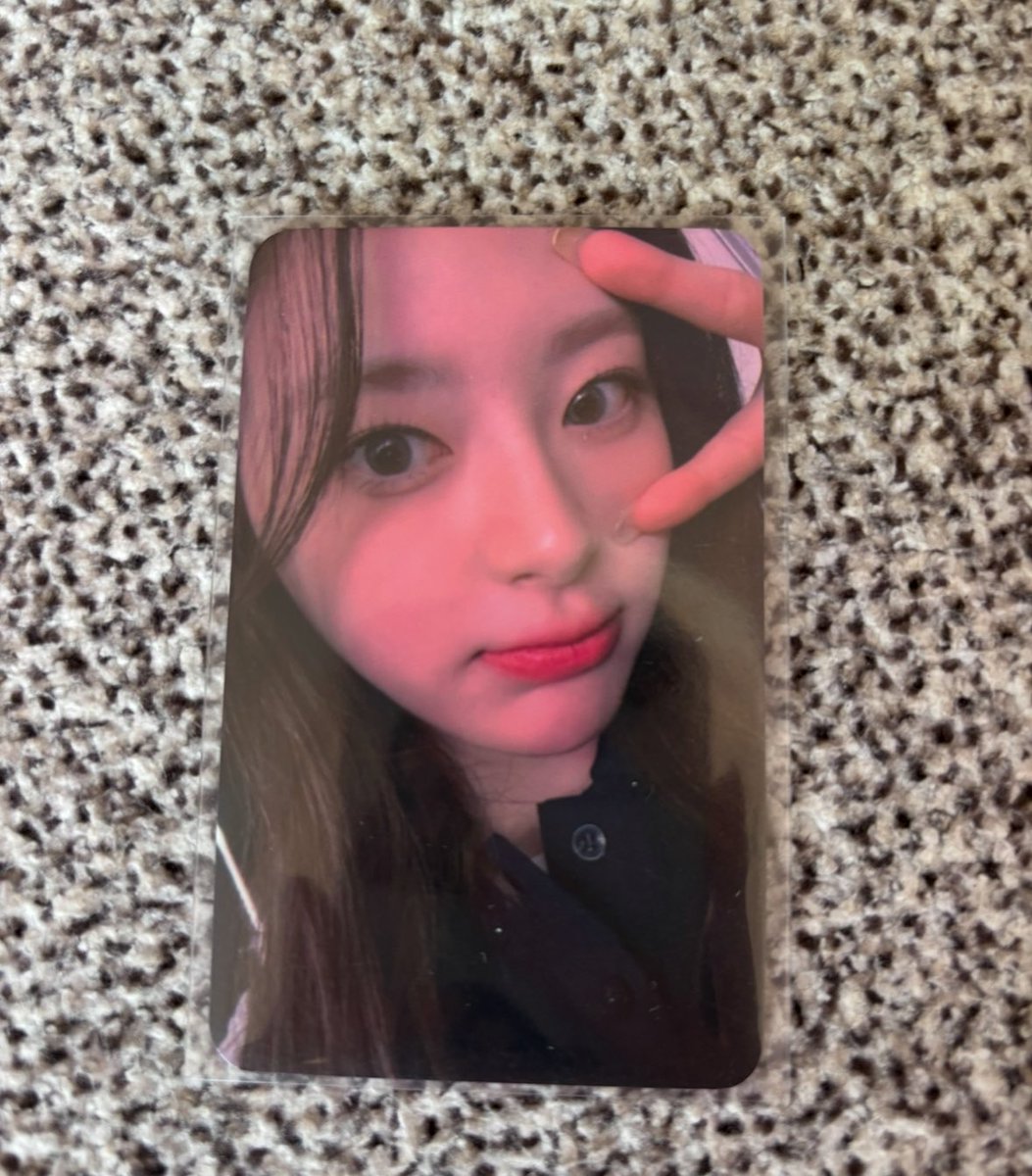 leeseo221dive's tweet photo. 스테이씨 세은 포카 0.3

메이스크타 위드드라마 위드뮤 스윗 시은 세은 아이사 윤 재이 수민 윙크봉 앨범 미개봉 블립 색안경 버블 컴백 쏘배드 테디베어 시그 시즌그리팅 에이셉 https://t.co/ffkLO00kyF