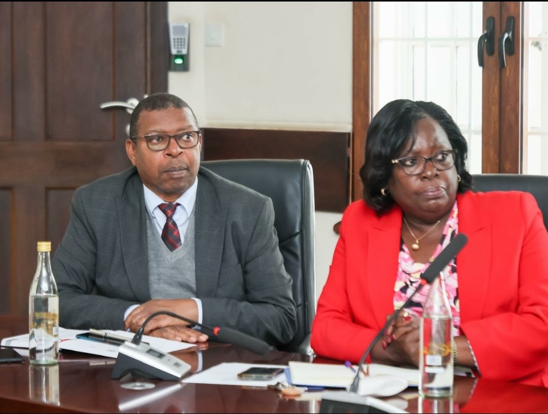 NGCSKE's tweet photo. 1/3 @NGCSKE in the @OfficePCS_KE engage MDAs Focal officers on updates of priority projects and programmes at the OPCS Railway offices. Team was led by Lead Anne Olubendi and NGCS Secretary Alfred Diru. #NGCScoordinates #DeliveringThePlan #BeTA https://t.co/uNP7RWqk1c