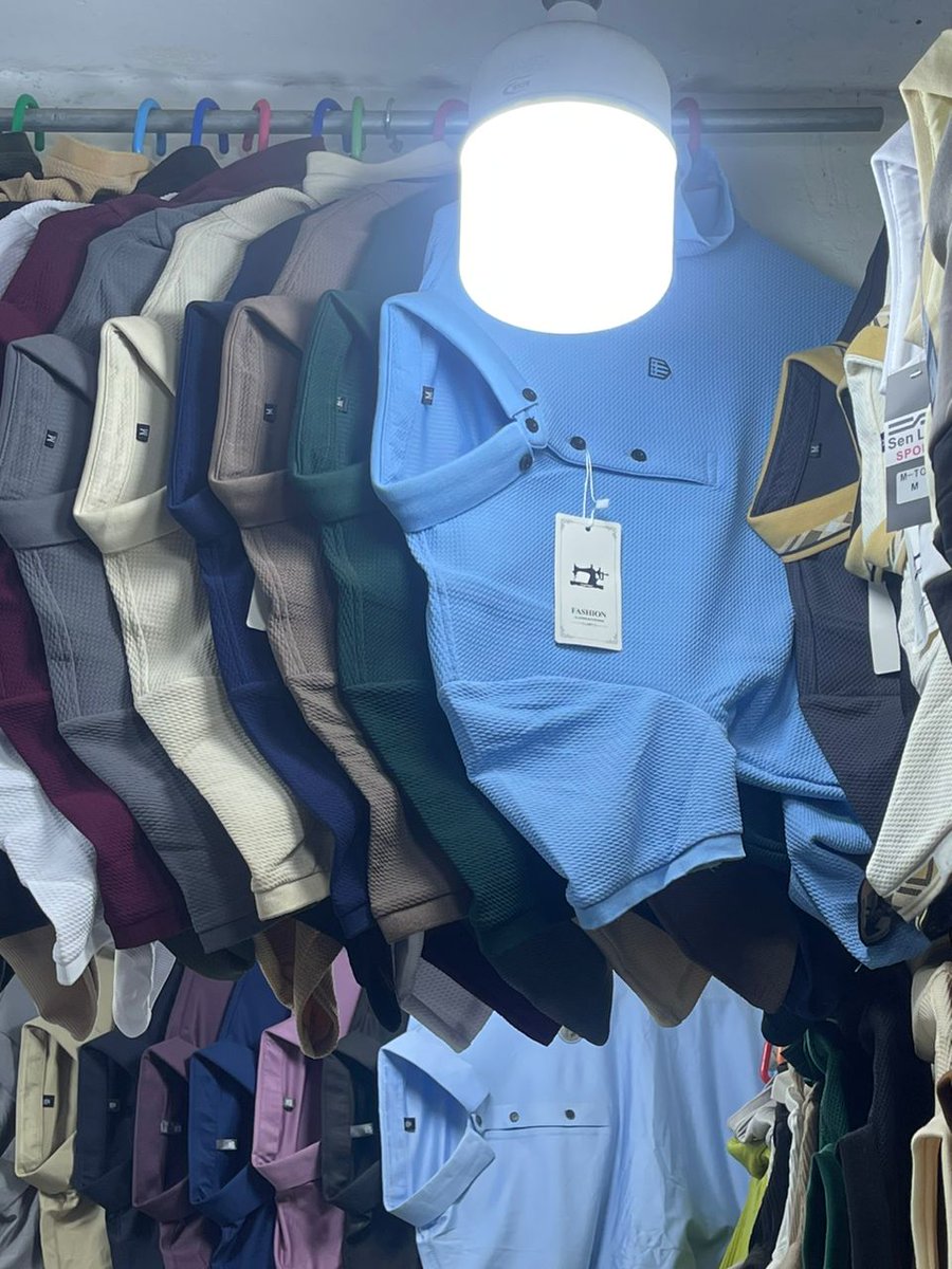 jovialindstorm's tweet photo. Mugule t- shirt ngendeko e Rwanda banange.
25k each 
Small to xxl https://t.co/zdkIiPmuZk