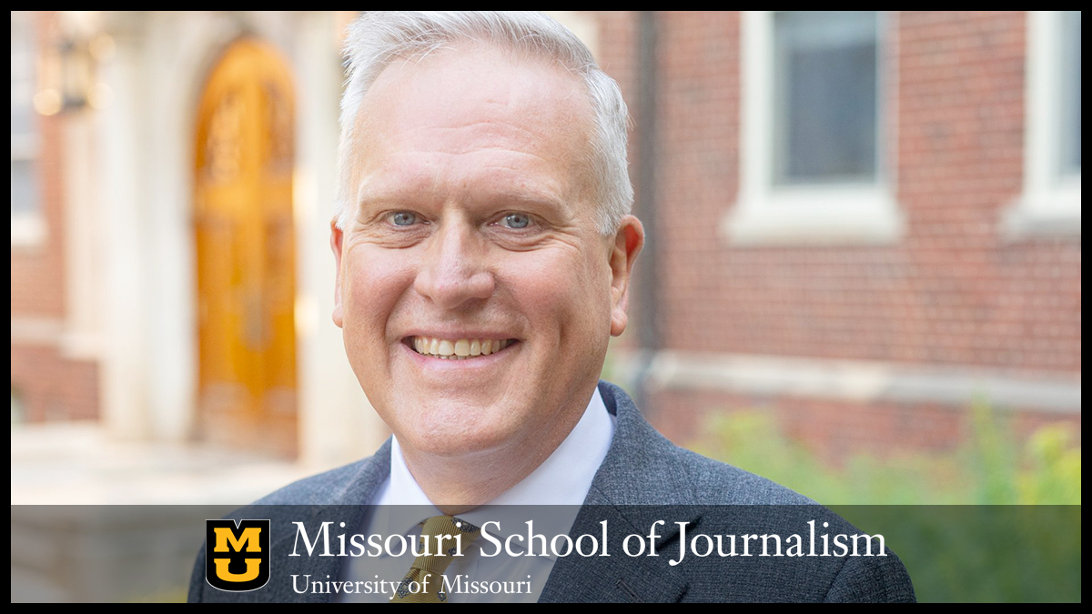 <a href="/18PigsDontFly/">Robert Barzelay 🇮🇱 🇳🇱</a> Here is David Kurpius of the Missouri School of Journalism, who gave out the award to the photographer and thought it was ok to LEAVE OFF SHANI's NAME.

SHAME ON THE MISSOURI SCHOOL OF JOURNALISM