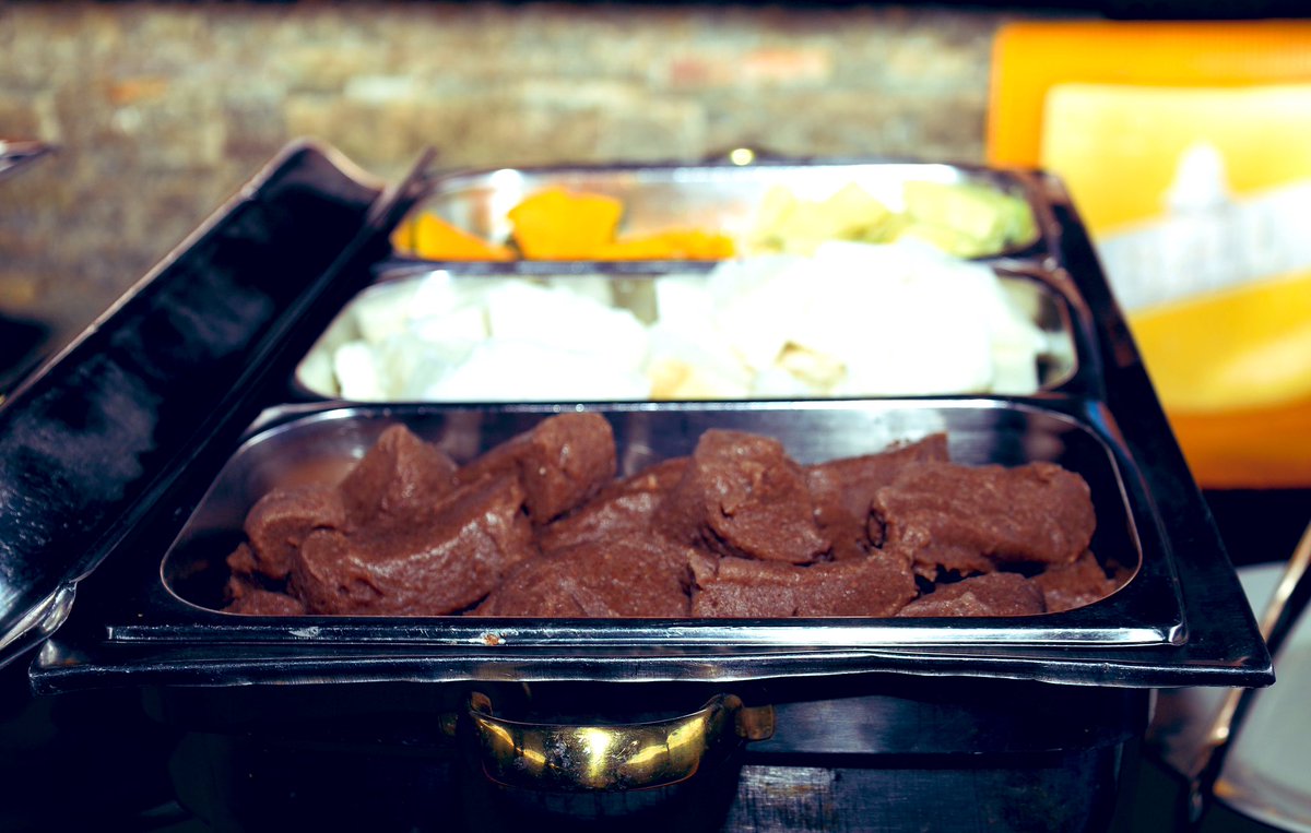 LegendsKla's tweet photo. Lunch goals ๐ฅ๐
All You Can Eat, 12-3 PM, Monday-Friday.
Too cozy to dine in?
Glovo brings the feast to you ๐ดโโ๏ธ
Order now: https://t.co/gg6sR7Kg24
#LegendsMeals https://t.co/cZTeG3Um8R