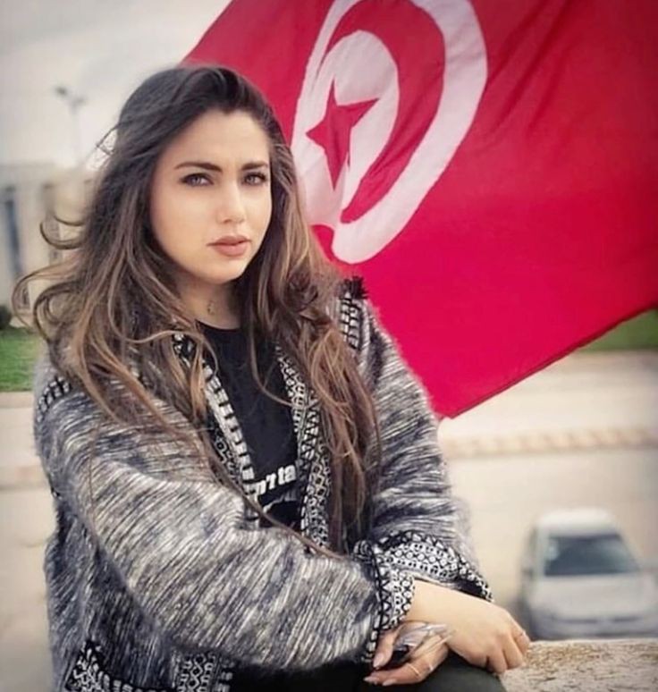 aoitef2's tweet photo. نحب نكتب عليك لين نفنى و نحب نشوف الدنيا بيك ربي يحمي بلادي تونس الغاليه❤😍❤🇹🇳🇹🇳🇹🇳🇹🇳🇹🇳 https://t.co/mLbaGZpWAy