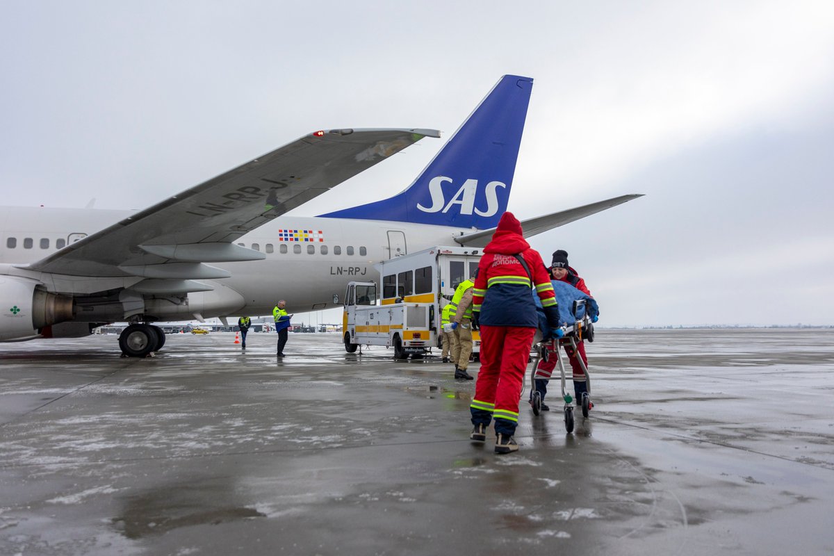Norwegian Ministry of Defence (@forsvarsdep) on Twitter photo Norway has now evacuated 3000 Ukrainian patients and their next of kin to hospitals in ten different countries in Europe since 2022🇺🇦
This is possible thanks to a good cooperation between
<a href="/Forsvaret_no/">Norwegian Armed Forces | Forsvaret</a> and <a href="/SAS/">SAS - Scandinavian Airlines</a>✈️
#StrongerTogether Norway has now evacuated 3000 Ukrainian patients and their next of kin to hospitals in ten different countries in Europe since 2022🇺🇦
This is possible thanks to a good cooperation between
<a href="/Forsvaret_no/">Norwegian Armed Forces | Forsvaret</a> and <a href="/SAS/">SAS - Scandinavian Airlines</a>✈️
#StrongerTogether