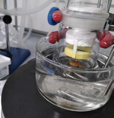SOMM_alliance's tweet photo. @Science4i @FundacionUam @BeAbleCapital El @icmabCSIC apuesta por un dispositivo de sublimación por vacío que permite depositar materiales directamente en superficies específicas, optimizando procesos de purificación y recristalización en electrónica molecular Biosensores @Science4i #SOMMa #CienciaIndustria https://t.co/AqPTSl8DZR
