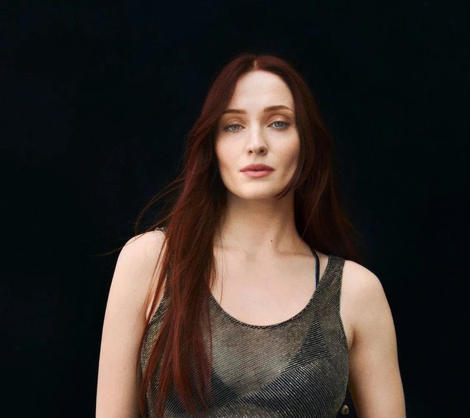 FilmUpdates's tweet photo. Production has wrapped on Natasha Kermani’s ‘THE DREADFUL’ starring Sophie Turner and Kit Harington.

A gothic horror film set against the backdrop of the War of the Roses. https://t.co/ciVTc2XkYg