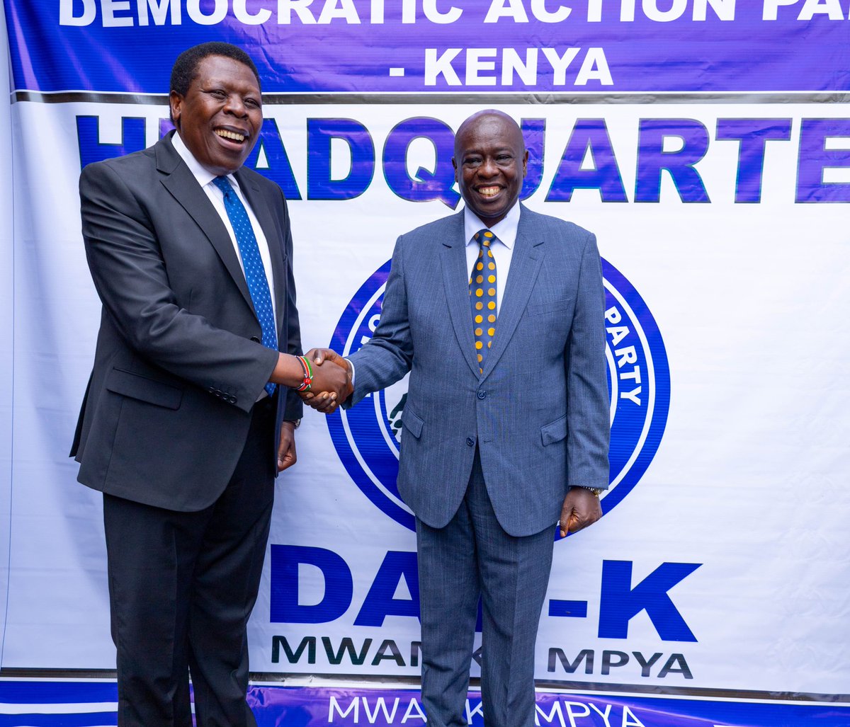 MejjaBen's tweet photo. [ VISUALS ] @rigathi Gachagua is quickly becoming the most sought-after leader, not just in Murima, but across the nation. His influence is growing, his voice louder, and his connection with the people more genuine. 
#WhichWayMlima
#WhichWayKenya https://t.co/eMr830MKri