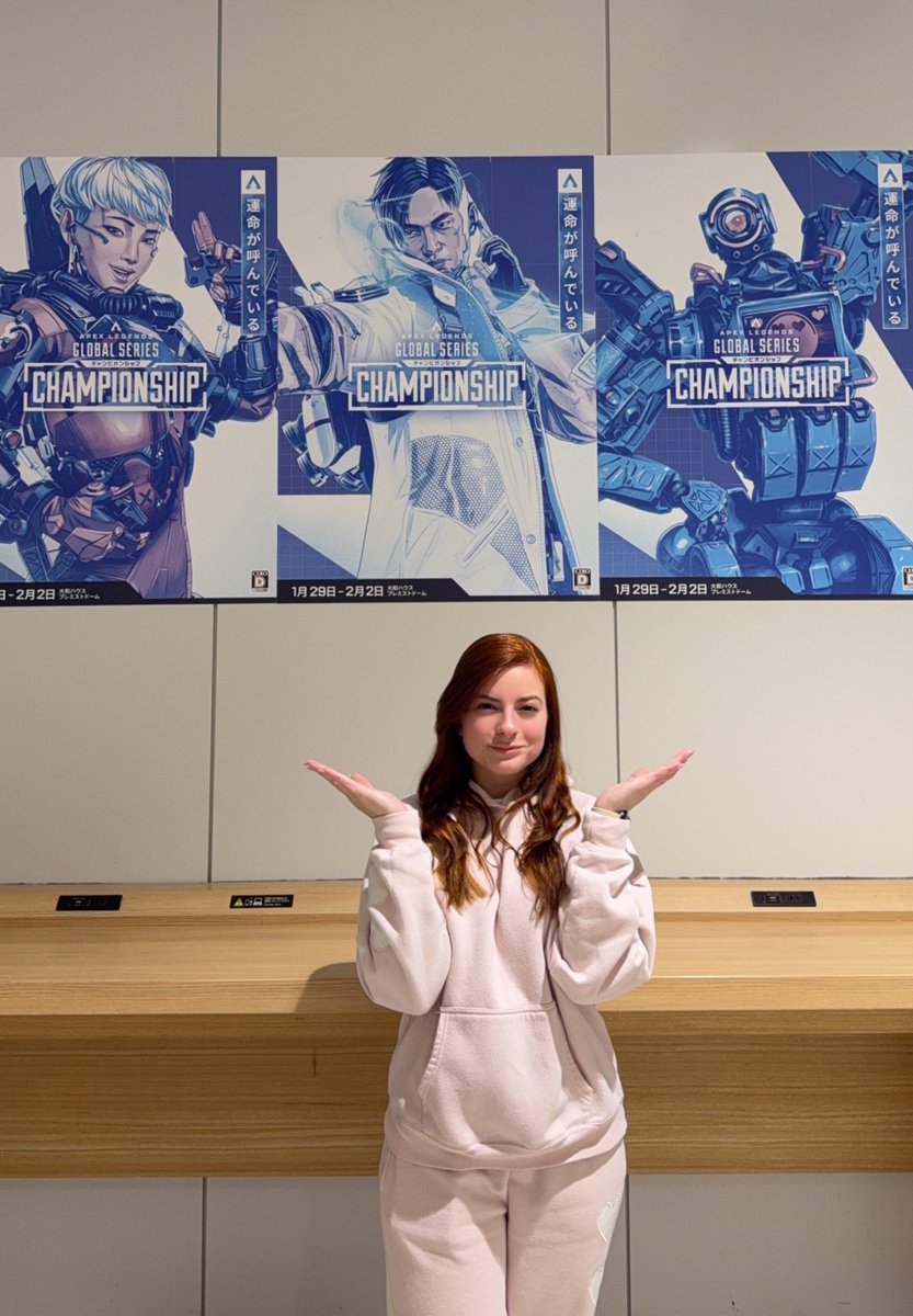 VikkiKitty tweet media