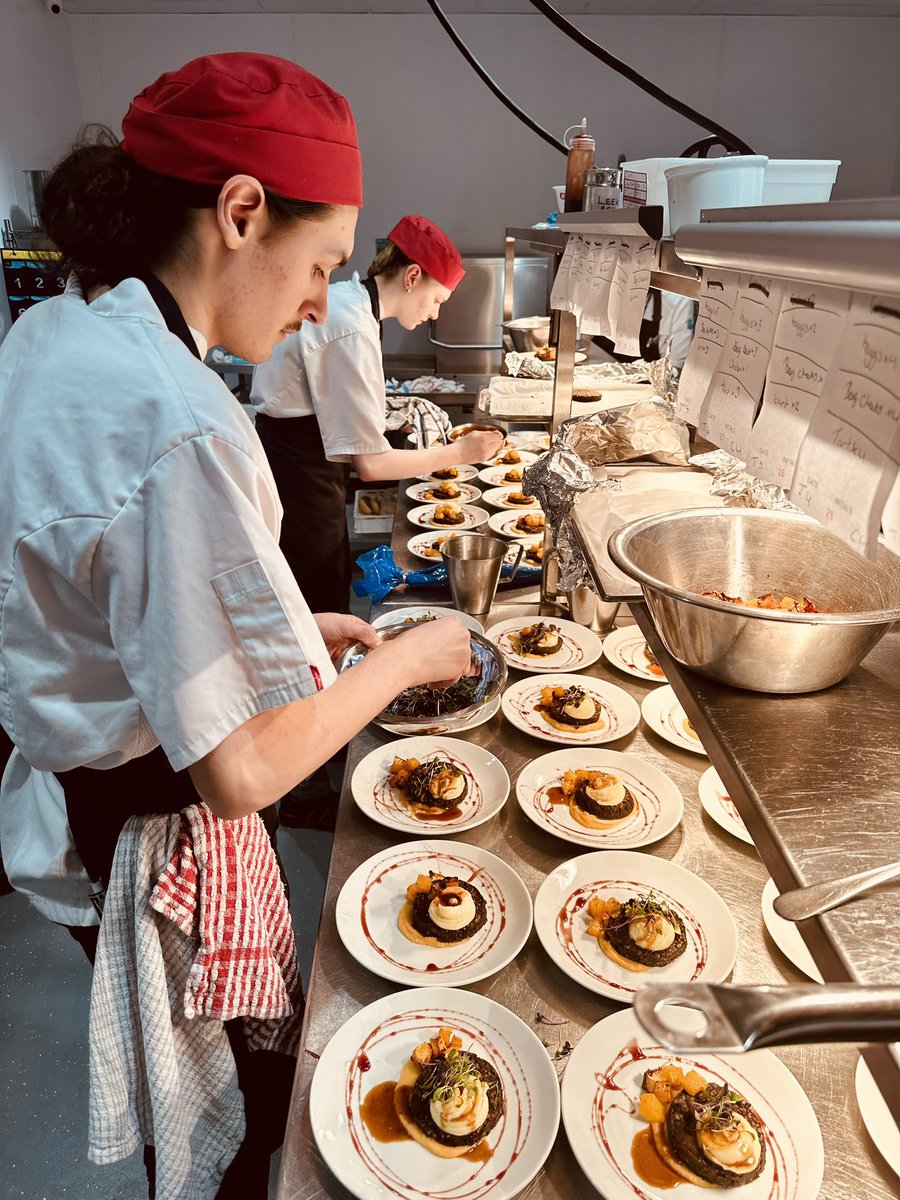 MMalacrino's tweet photo. @RestaurantAtT1 students putting on an amazing delight of food last week for #BurnsNight2025 to plate up for 45 guests! Being taught to do the skills for the job needed ! They delivered 💯! @abouttameside proud to tell the story ! https://t.co/xC55fpLvkY