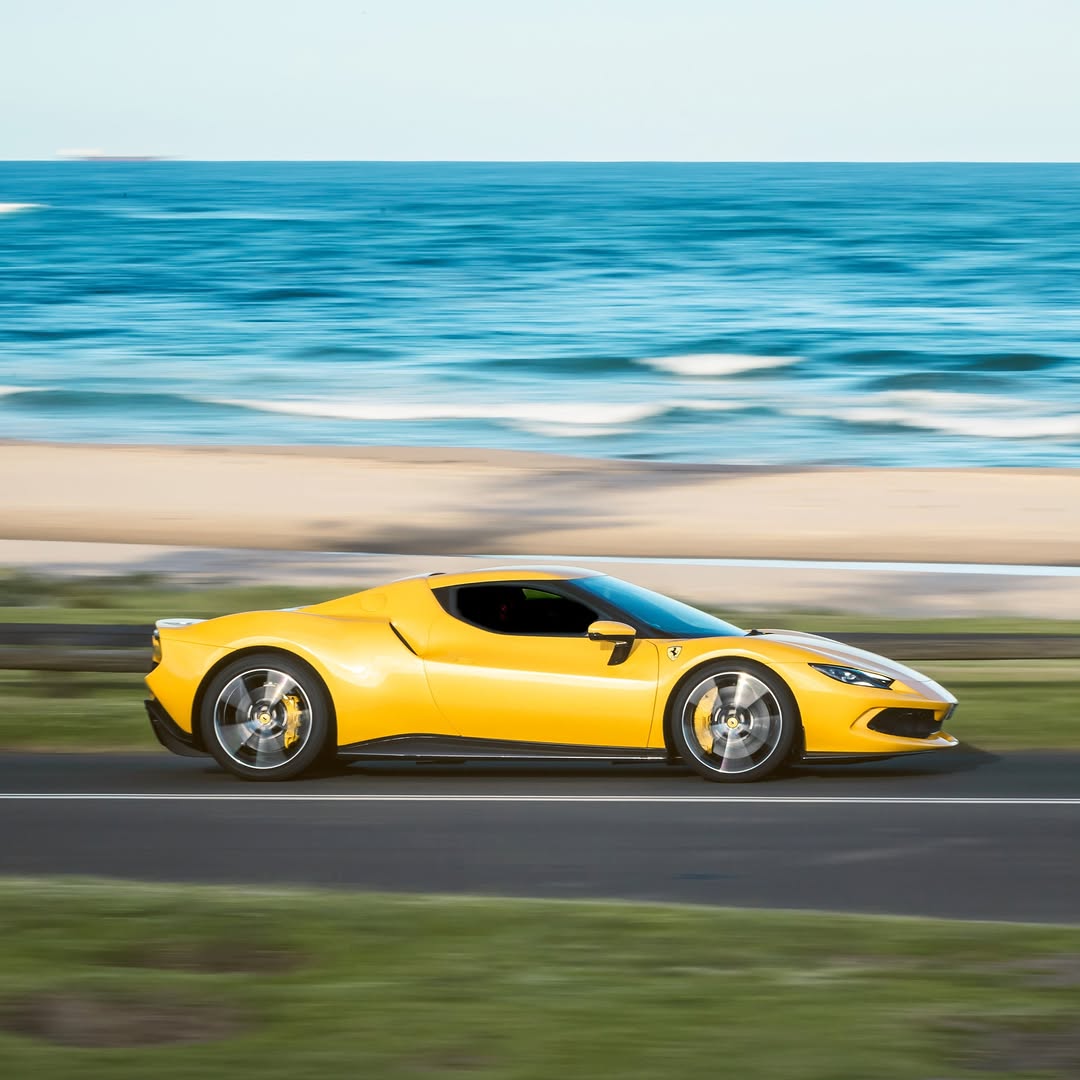 FerrariJPN's tweet photo. ドライブの新たな可能性を切り拓く

#Ferrari296GTB の V6ハイブリッドエンジン。フォーミュラ1由来のガソリンターボ技術と融合したPHEVアーキテクチャーが、830cvの圧倒的パワーを生み出す。
進化し続ける走りの革新、その先へ――。

#HybridPerformance
#Ferrari #FerrariJapan https://t.co/mCHCyJBDSd