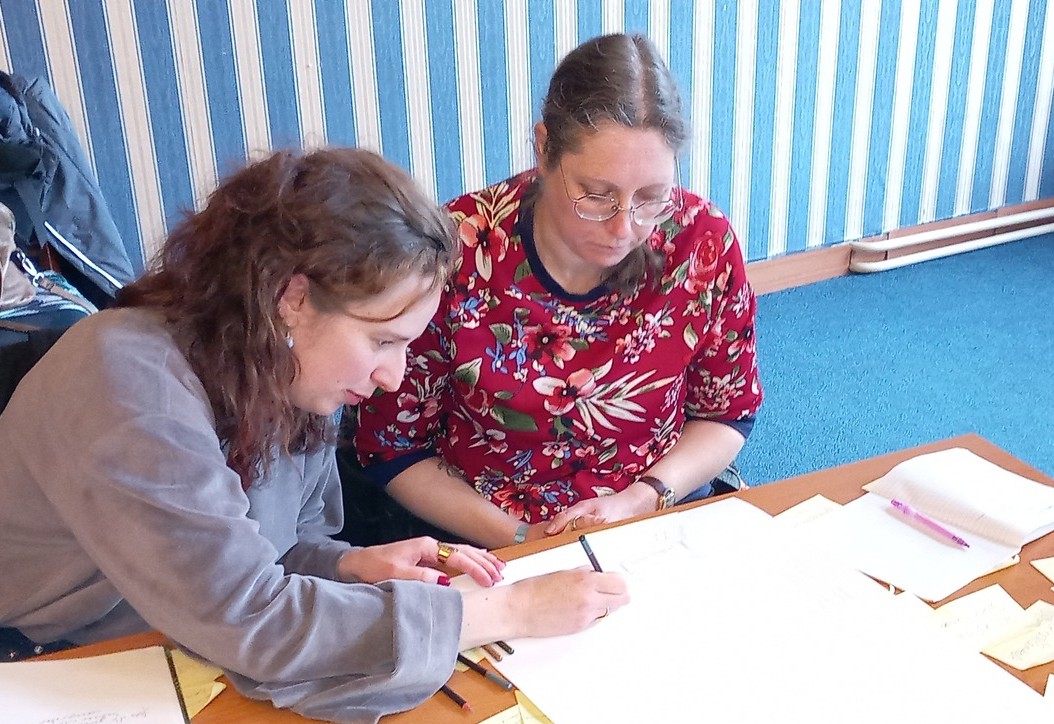 PvdDFryslan's tweet image. 🌍 Veel geleerd, gelachen en ervaringen uitgewisseld tijdens de 1e bijeenkomst van de leergang Gemeenteraad 2026. Groninger #PvdD-raadslid Bart Hekkema bracht deelnemers uit Fryslân en Groningen de kneepjes bij.

🙌 Ook geïnteresseerd? Je kunt aanhaken!
👉 friesland.partijvoordedieren.nl/doe-mee