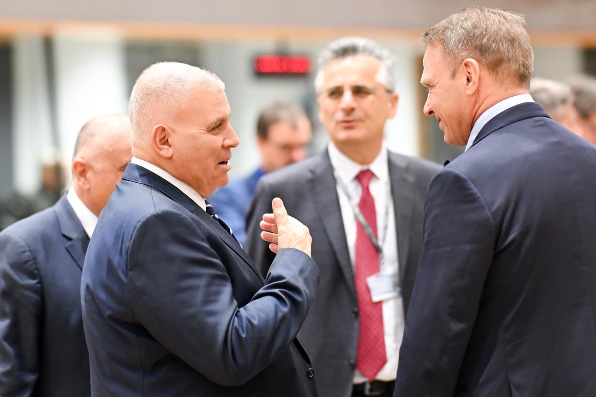 MaltaPermRep 🇲🇹 🇪🇺 (@maltaineu) on Twitter photo #EU Agriculture Ministers are <a href="/EUCouncil/">EU Council</a> discussing:
➡️Cross-border enforcement of unfair trading practices
➡️Common Market Organisation & Position of farmers in the food supply chain.
➡️Trade-related Agri issues
➡️Simplification of Procedures & Green Architecture
<a href="/AntonRefalo/">Anton Refalo</a> #EU Agriculture Ministers are <a href="/EUCouncil/">EU Council</a> discussing:
➡️Cross-border enforcement of unfair trading practices
➡️Common Market Organisation & Position of farmers in the food supply chain.
➡️Trade-related Agri issues
➡️Simplification of Procedures & Green Architecture
<a href="/AntonRefalo/">Anton Refalo</a>