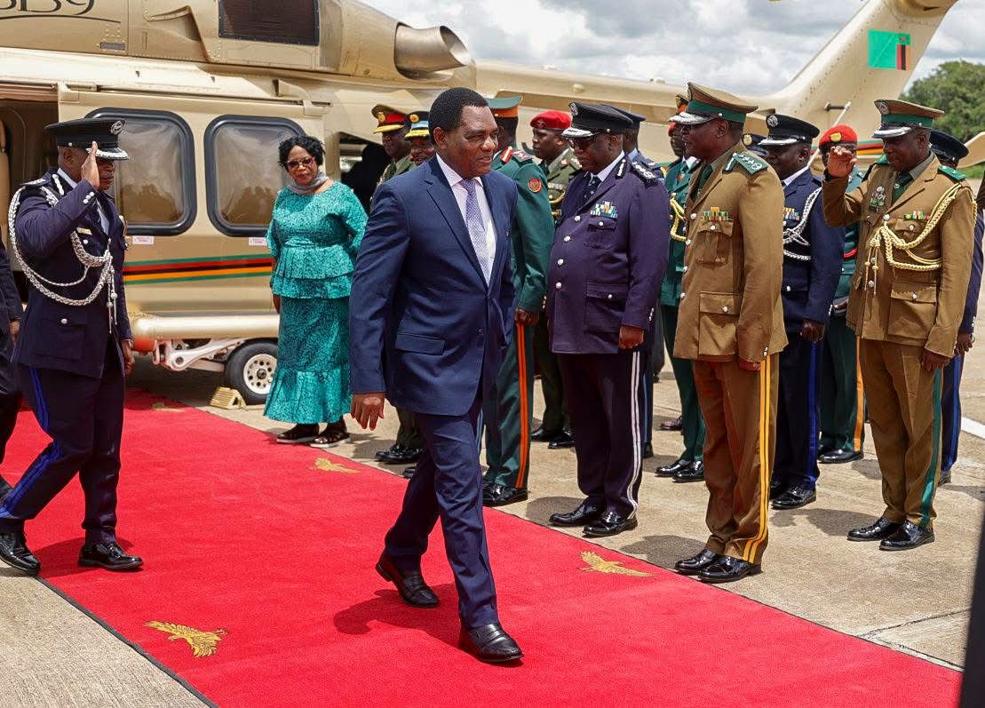 HHichilema's tweet image. At the invitation of H.E President @SuluhuSamia, we’ve departed for Tanzania to attend #Mission300 Africa Energy Summit. Looking forward to joining fellow leaders, energy sector stakeholders &amp;amp; partners, in taking bold action towards our continent’s energy future. 🇿🇲🇹🇿🌍#SDG7