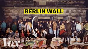 HistoryNomad24's tweet photo. -The Day the Berlin Wall Fell -
On November 9, 1989, a simple slip in communication led to the fall of the Berlin Wall. A press conference announced free passage—history was made!  #ColdWarHistory https://t.co/xwJhGvMsst