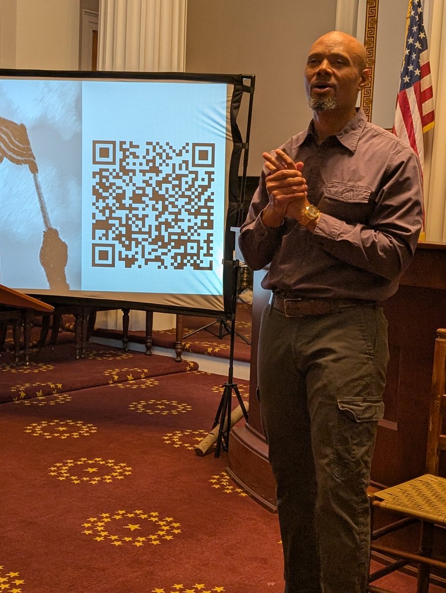 GHMSArtFan's tweet photo. Day 1, closing with @ncculture 
Private your of the old State Capitol (still used today) and learned a lot about the enslaved people that built it and how the state is trying to go beyond naming them. Also a private performance by Dr. Sonny Kelly https://t.co/8MfepILZH3
