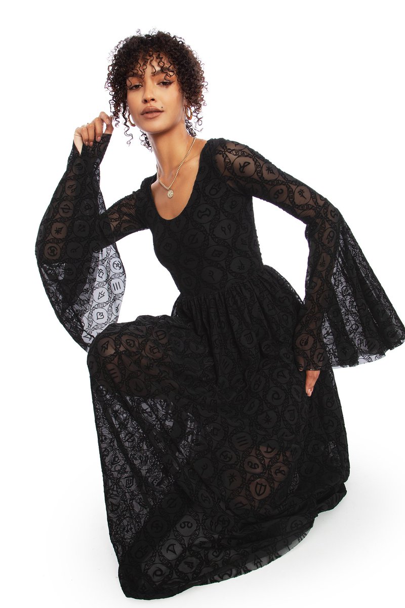 Okay yeah the FFXIV x BlackMilk apparel collection is kinda fire so far, excited to see the whole lookbook 🔥