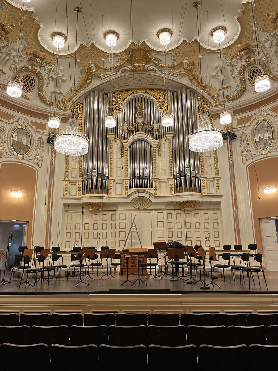 GraceLSDavidson's tweet photo. From Brugge to Salzburg Mozarteum Grosser Saal with a quick walk via Salzburg Cathedral 😊🎶🇦🇹#bach #cantatas #collegiumvocalegent #philippeherreweghe #concert3 #austria #salzburg https://t.co/50ML4YnGdl