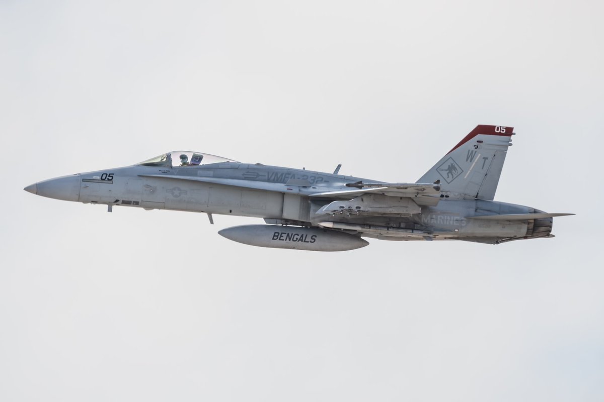 jonmalizia's tweet image. Red Devils blasting out of Wilmington International Airport #F18C #F18 #KILM #WilmingtonInternationalAirport