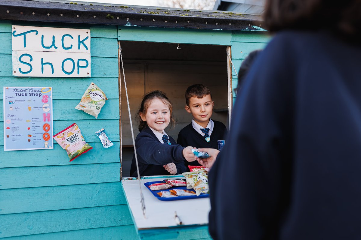 What is FLOURISH? 🌱 

FLOURISH is our life skills curriculum that teaches pupils Finance, Life Skills, Opportunities, Unity, Resilience, Independence, Survival and Health skills so that they leave school empowered and confident.

#CoCurricular #FutureLeaders