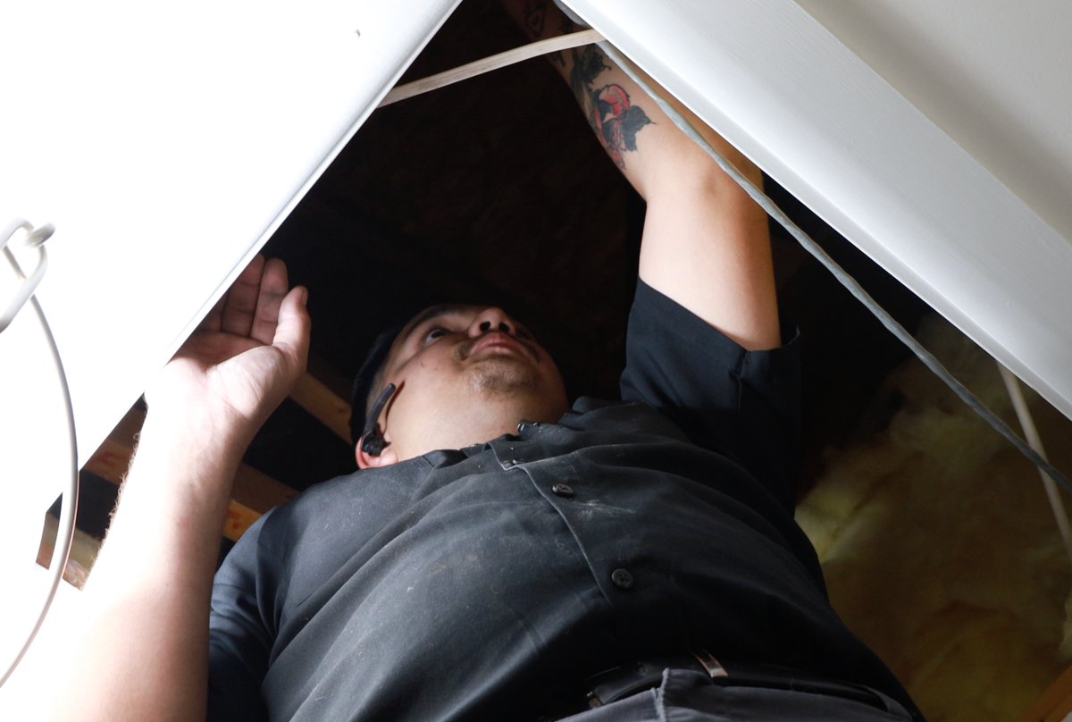 RobinsPlumbing's tweet image. Small gas line issues can turn into big problems if ignored. Call a Robin to ensure your home stays safe and efficient!
#localfirstaz #plumbers #plumbing #localplumbers #phoenix #glendale