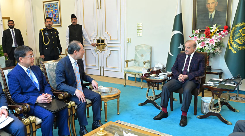 RadioPakistan's tweet photo. Prime Minister Muhammad @CMShehbaz has expressed Pakistan's desire to further strengthen trade and investment cooperation with Japan
@PakPMO @PakinJapan @ForeignOfficePk
#PakJapanTrade #StrongerPartnerships
https://t.co/tdDAA85tOK https://t.co/DsaJv7C8KL