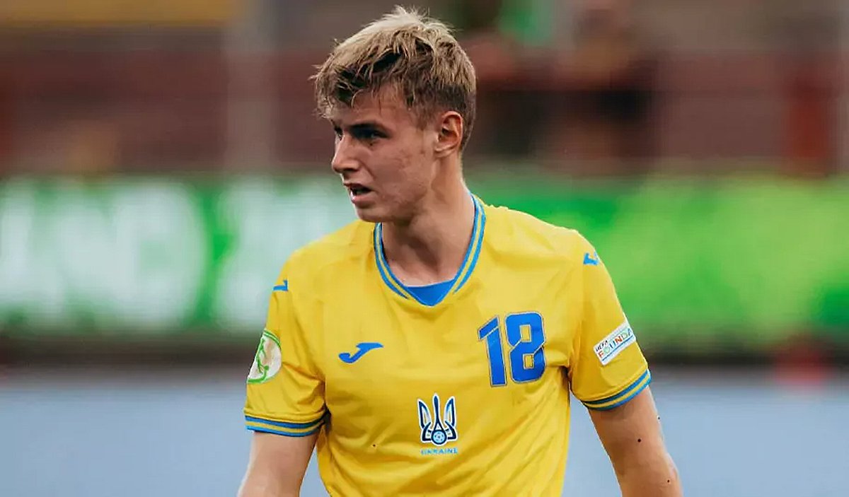 bolo1909_news's tweet photo. 🚨 Hennadiy #Synchuk al #Bologna ✅
L'ala si trasferisce per 5m + 3m di bonus e il 20% sulla futura rivendita a favore dell'FC #Metalist 🔏
Contratto di 4 anni con opzione per il quinto 📝🔴🔵 https://t.co/CBSsXgB2OA