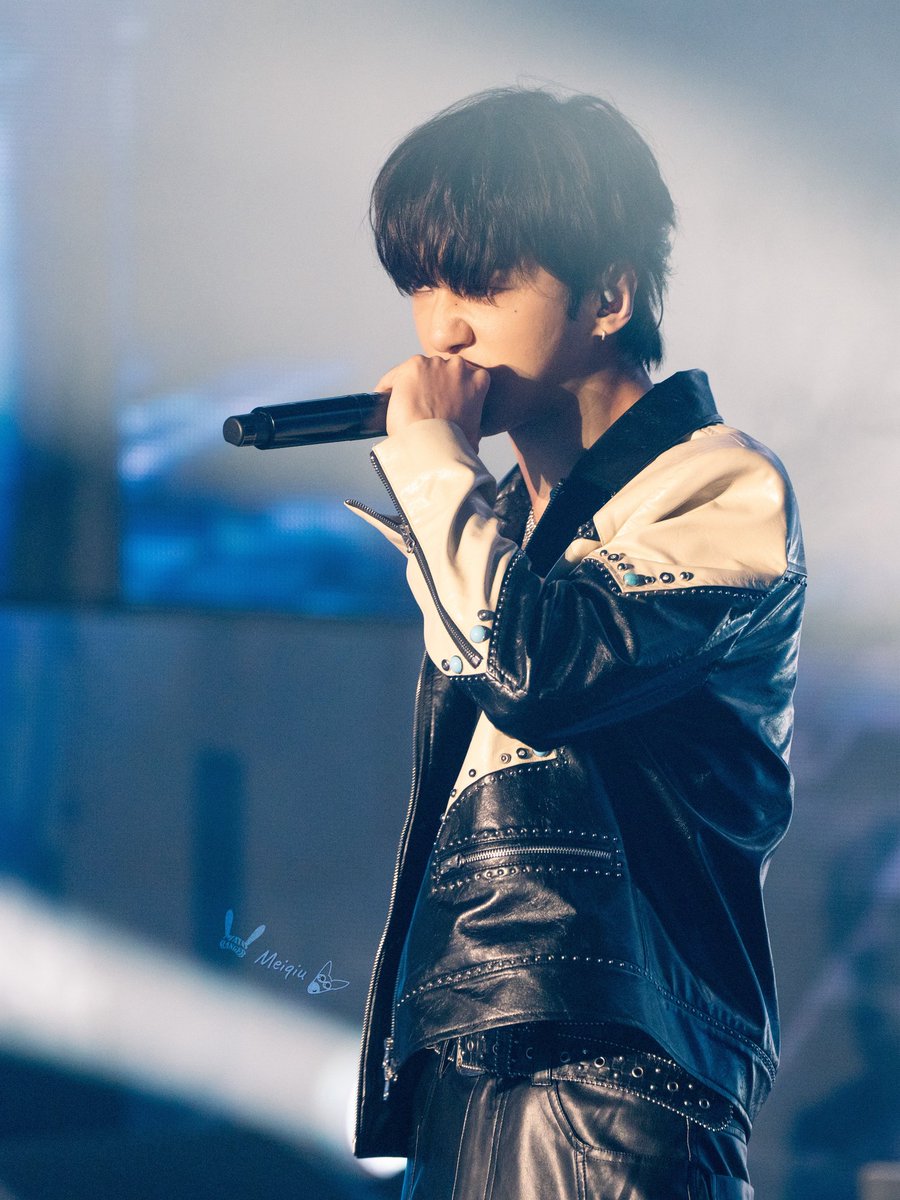 matoranger's tweet photo. 250111 (Day 1) Farewell Earth Encore Concert in Seoul 首爾演唱會

The Most《 Power》 Leader Bang Yongguk
最《Power》 的隊長 方容國

Photography Credit to @Meiqiu218
Please Credit when sharing the post @matoranger https://t.co/1Wp72CXhNl