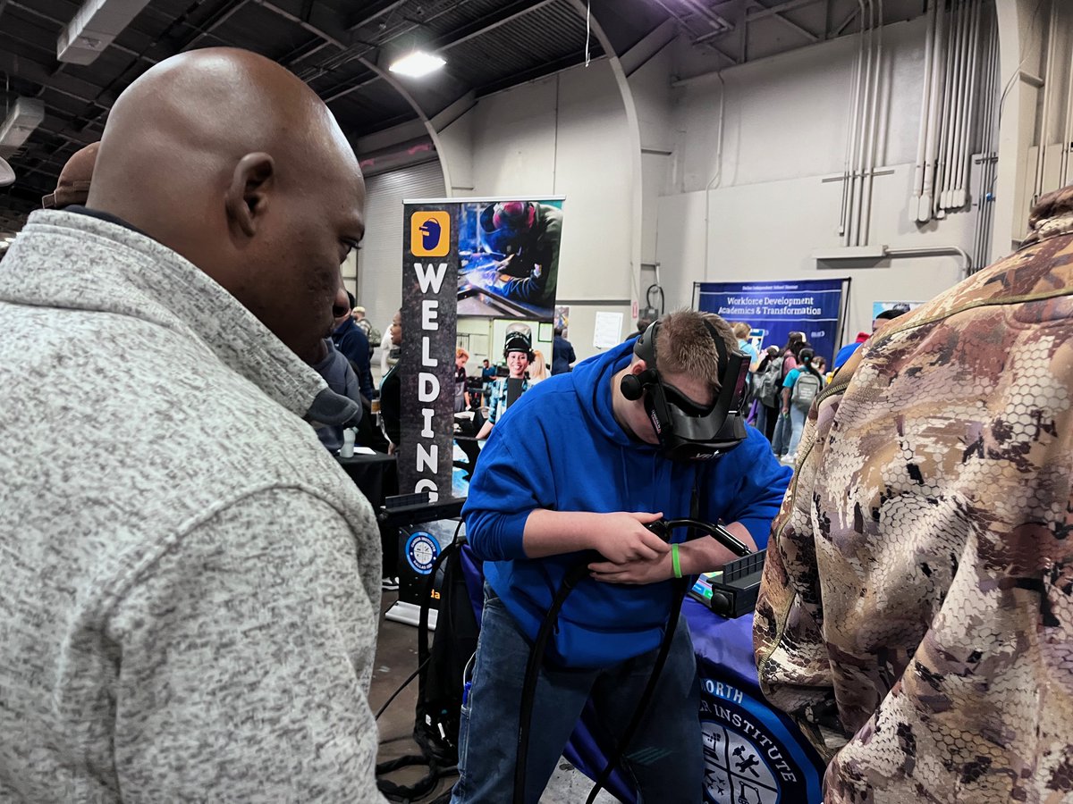 Dallas ISD Career Institutes tweet media