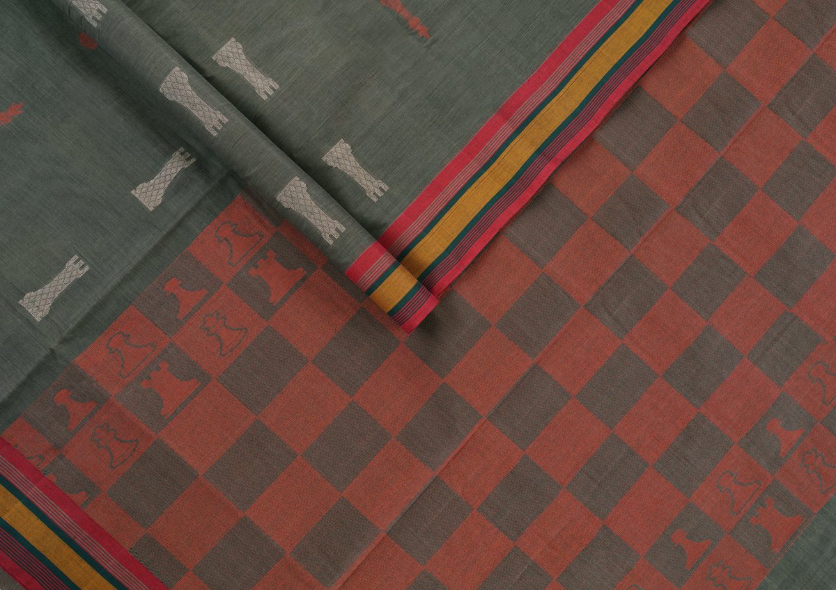 cooptexindia's tweet image. ♟️✨ Checkmate in Style with Cooptex’s Chessboard Cotton Saree! ✨♟️
Crafted with meticulous handloom artistry, this saree weaves the timeless allure of chess into every thread, blending intellectual charm with cultural grace.
#Cooptex #ChessMagic #WovenWisdom #CottonElegance