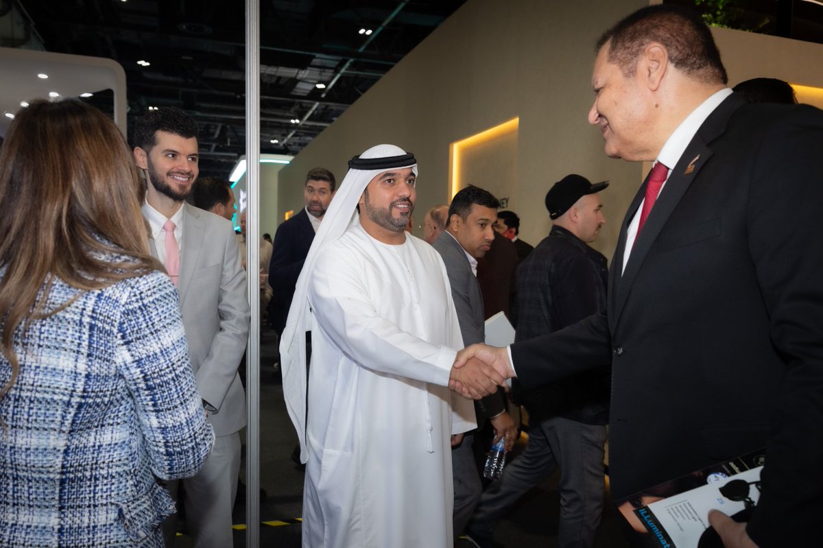 DataFlowGroup's tweet image. Day 1 of #ArabHealth 2025 was a success! 🙌 Our leadership team met with key healthcare leaders to discuss the future of the industry, and our team connected with partners and clients to explore new collaborations. Visit us at Booth #A70B in Hall 6 tomorrow!