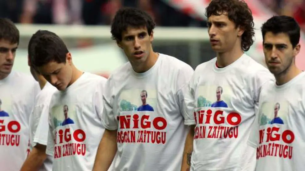 borregazo11's tweet photo. Ahora que los tribuneros quieren que despoliticemos el Athletic es hora de recordarles de donde venimos y quienes somos.
Tiempos pasados siempre fueron mejores
Aurrera @AthleticClub !✊ https://t.co/Q6TZQld7nG