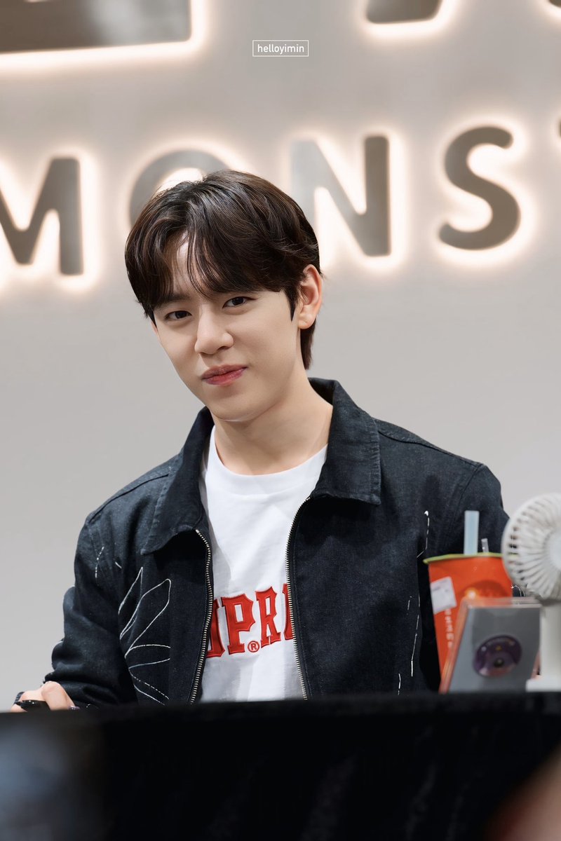 일민 | fan acc tweet media