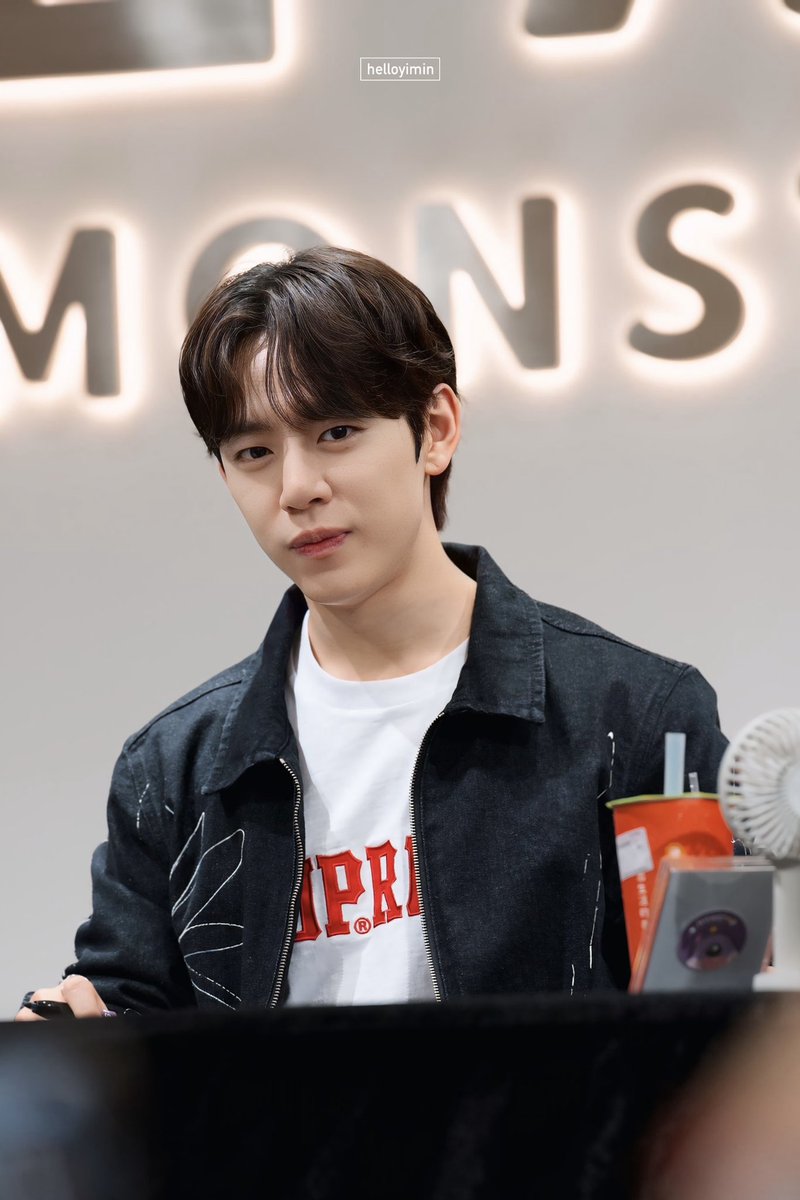 일민 | fan acc tweet media