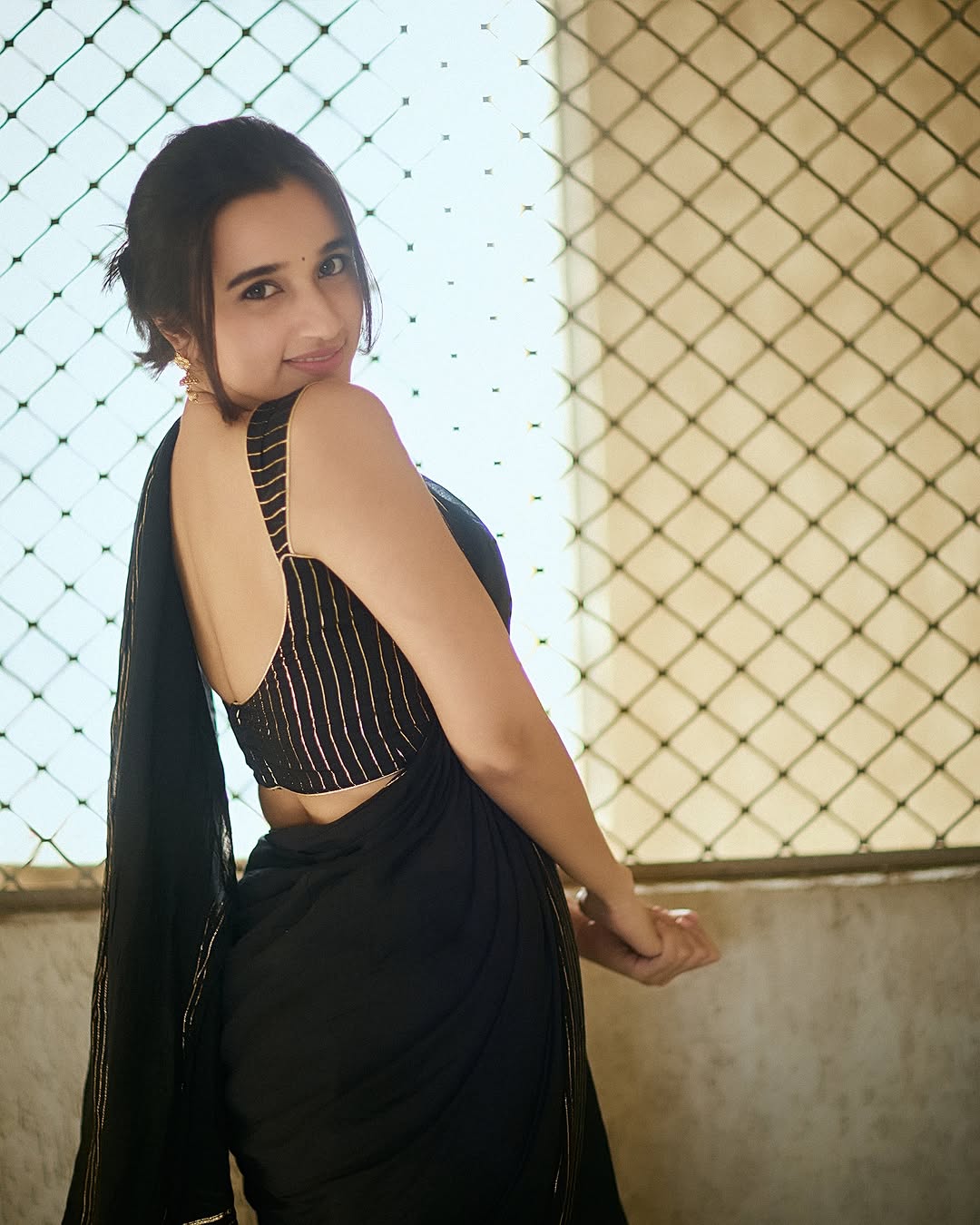 GiT6KCSW4AApOBI?format=jpg&name=large