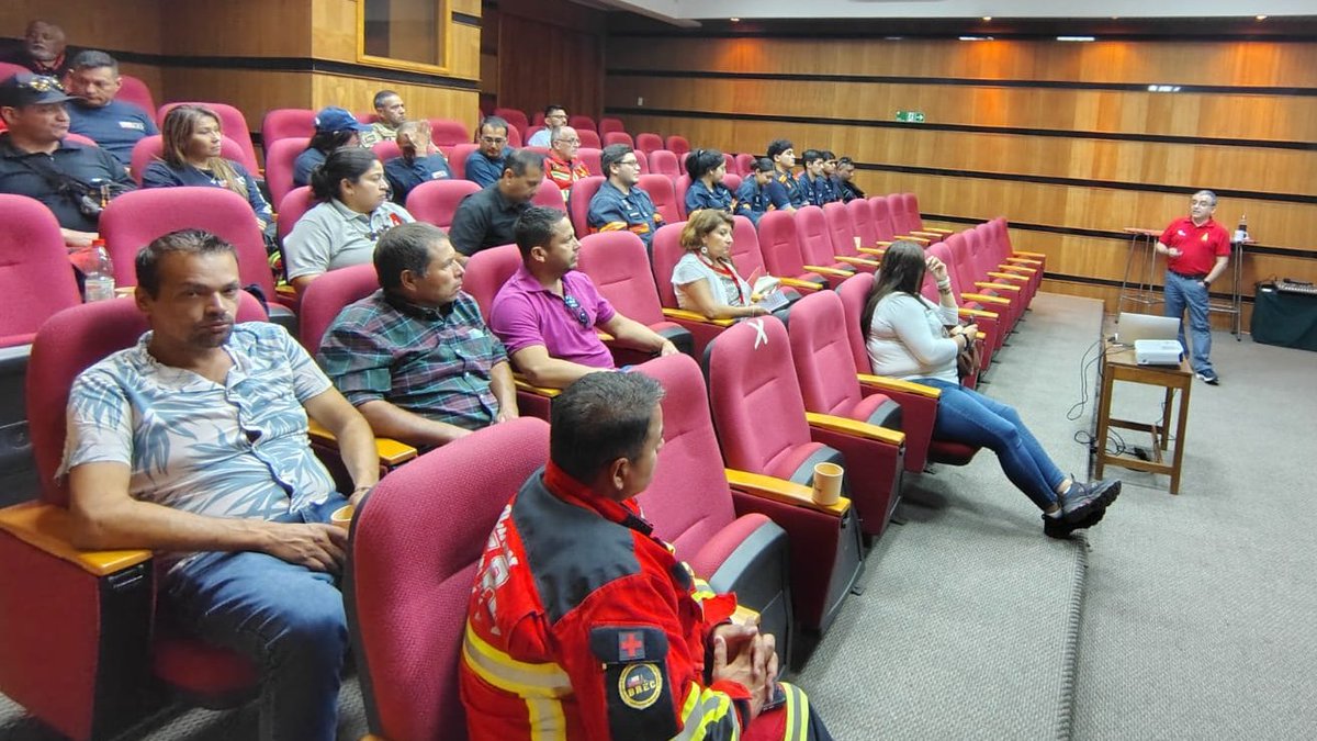 CONAF Coquimbo (@conaf_coquimbo) on Twitter photo ⭕️#COORDINACIÓN | Cerca de 30 personas participaron en un taller de Protección de Incendios Forestales, dirigido a instituciones que integran el COGRID.
Los asistentes: #DefensaCivil, #SAR <a href="/Ejercito_Chile/">Ejército de Chile</a> <a href="/DGACChile/">DGAC Chile</a> <a href="/munilaserena/">Municipalidad de La Serena</a> <a href="/SomosCMPC/">Somos CMPC</a> y junta de vigilancia Río Elqui. ⭕️#COORDINACIÓN | Cerca de 30 personas participaron en un taller de Protección de Incendios Forestales, dirigido a instituciones que integran el COGRID.
Los asistentes: #DefensaCivil, #SAR <a href="/Ejercito_Chile/">Ejército de Chile</a> <a href="/DGACChile/">DGAC Chile</a> <a href="/munilaserena/">Municipalidad de La Serena</a> <a href="/SomosCMPC/">Somos CMPC</a> y junta de vigilancia Río Elqui.