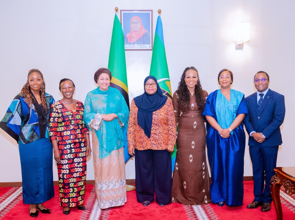 #Mission300 will create significant gains to health care, education, productivity, digital inclusivity, resilience &amp; job creation.

Delighted to discuss this with #Tanzania🇹🇿 President, H.E. <a href="/SuluhuSamia/">Samia Suluhu</a>, together with <a href="/UN/">United Nations</a> DSG <a href="/AminaJMohammed/">Amina J Mohammed</a> &amp; <a href="/UnitedNationsTZ/">UN Tanzania 🇺🇳</a> RC <a href="/SusanNamondo/">Susan Namondo Ngongi</a>.