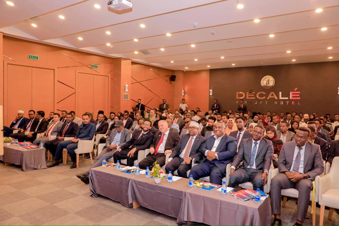AmbGuure's tweet photo. The Minister of Foreign Affairs and International Cooperation, H.E. Amb. Ahmed Moallim Fiqi, inaugurated the Somali-Norwegian Business Summit in Mogadishu on Monday with the participation of members of the Somali Federal Parliament, the Chargé d'Affaires of the Norwegian Embassy. https://t.co/6EZ6sT1haX