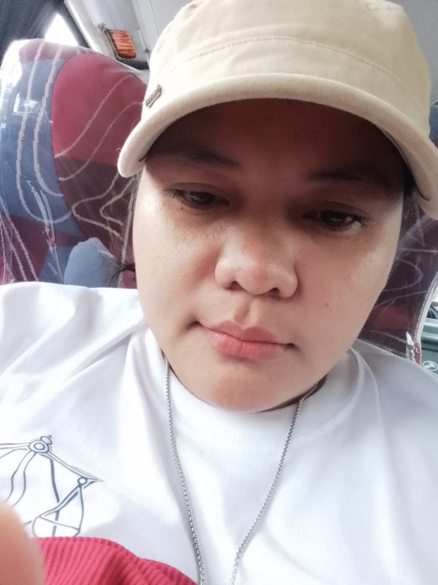 azircute09's tweet image. Isang paalam ulit 🥺🌈

#hurt #brokenagain