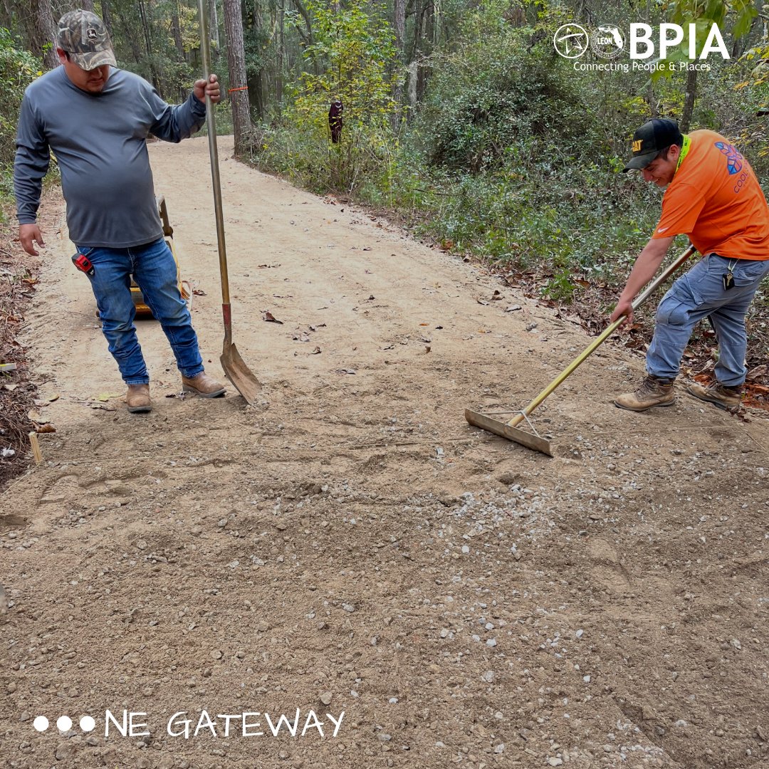Blueprint_IA's tweet photo. Construction of the New Hope Cemetery Trail as part of the NE Gateway project is underway! This new trail will link directly to the beloved Miccosukee Greenway, creating more opportunities for walking, biking, &amp; enjoying nature. #FLTrails 

Learn More - https://t.co/ZYs6rmHIeA https://t.co/PqZ8mvYwVJ