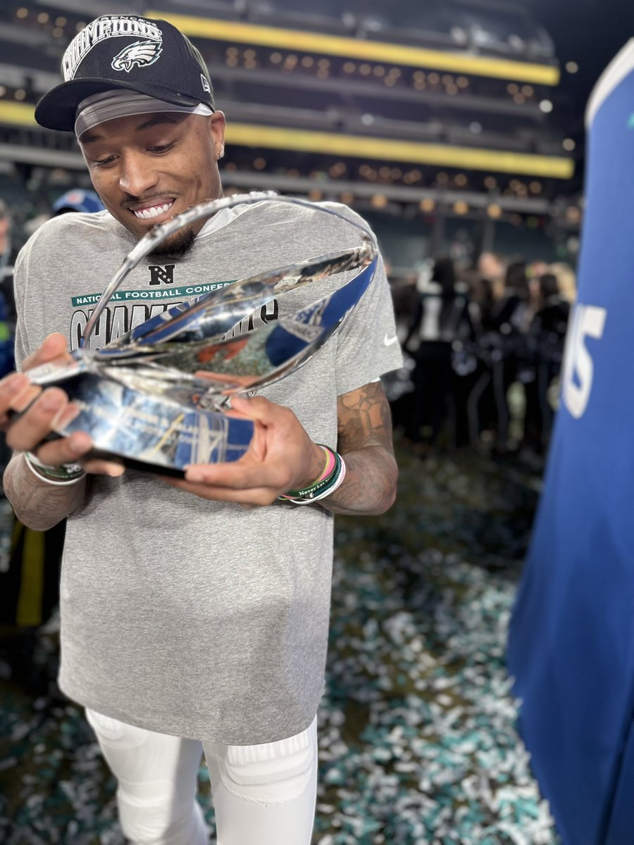 rodgers_isaiah's tweet image. Umass stand up @UMassFootball 
Blake Stand Up @YellowJacket_FB 
It’s real