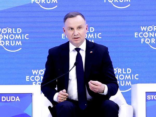 Polens Präsident Duda sagt, die Nord Stream-Gaspipelines „sollten abgebaut werden“, damit Deutschland nicht in Versuchung gerät, die russischen Lieferungen wieder aufzunehmen.