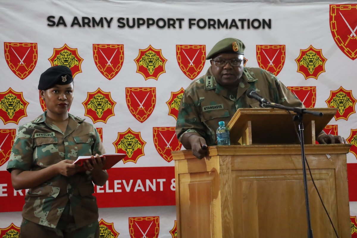 SANDF_ZA's tweet image. #SAArmy Article || #SAArmySupportFormation Visit Army Support Bases in Gauteng.

m.facebook.com/story.php?stor…

#SANDF
#PrideOfLions