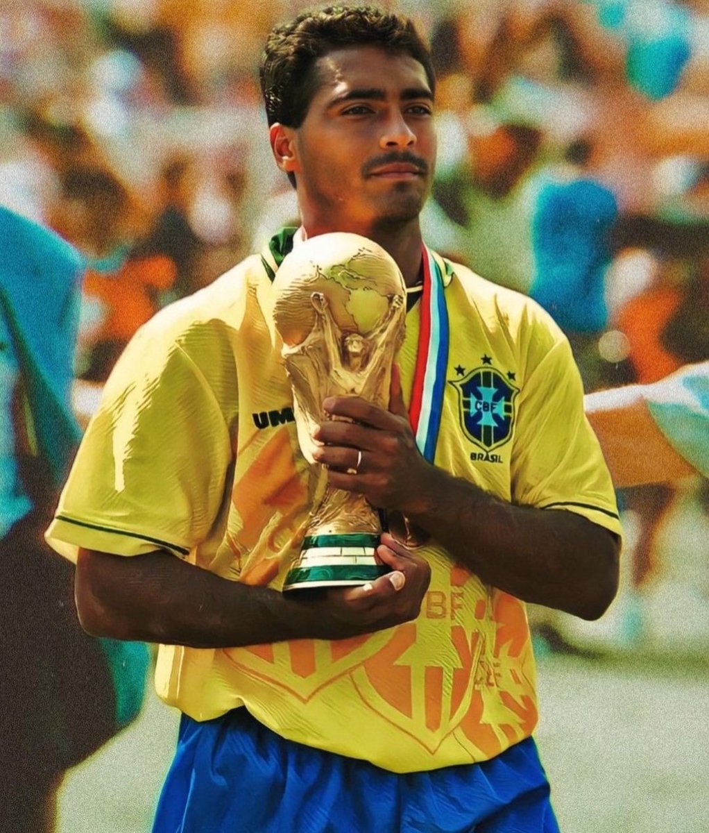 90sfootball's tweet image. Happy Birthday Romario!