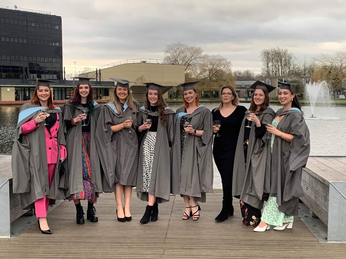 How has it been 5 whole years since we graduated from the MSc in Forensic Speech Science at ⁦<a href="/UniOfYork/">University of York</a>⁩ ⁦@FssYork⁩?? So many of us still work in the field. Personally had a ~5 year research job out of it and am now nearly halfway through a FSS PhD. So grateful 🥹