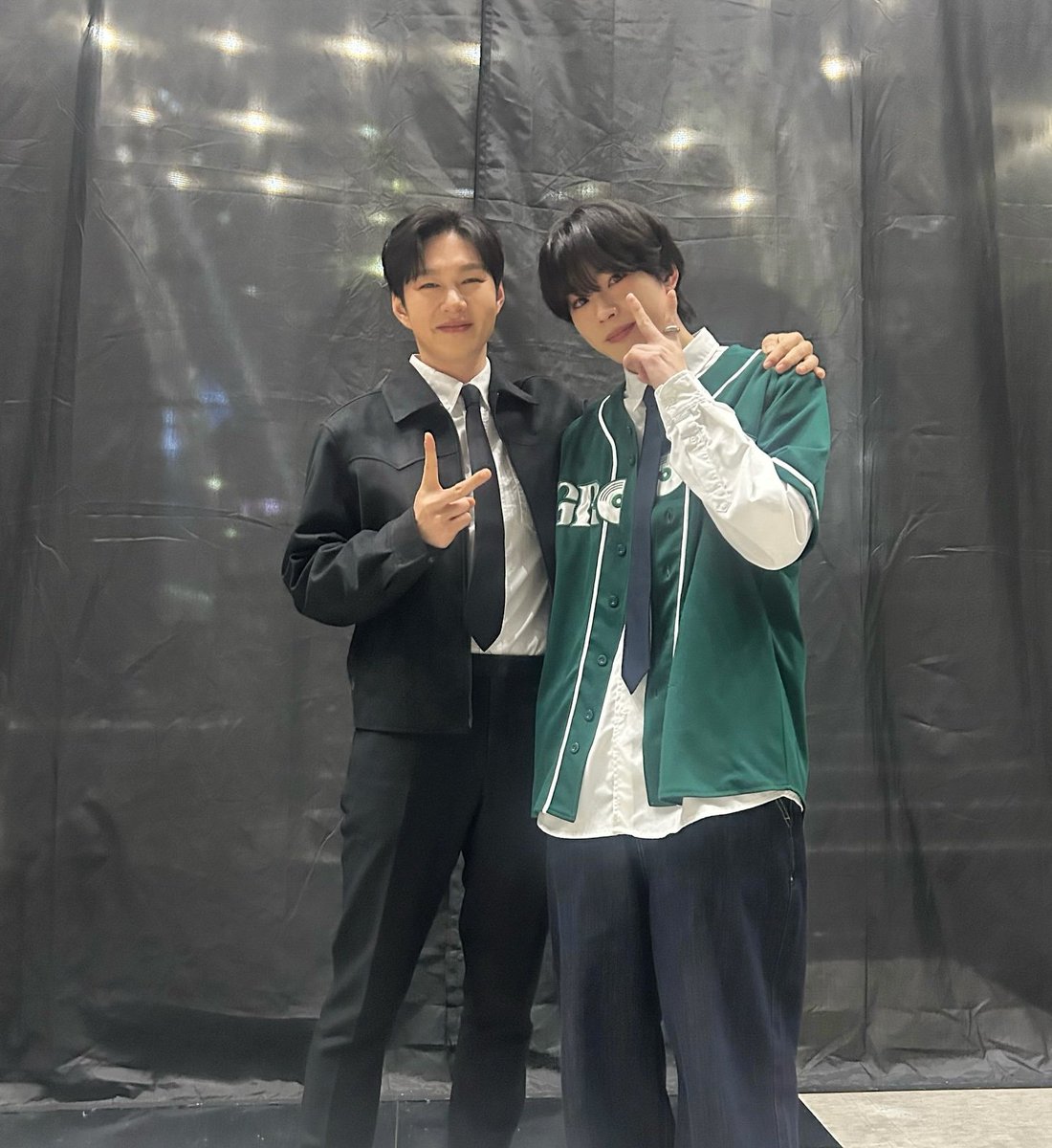 nauimellodi's tweet photo. Kenta's special post dedicated to Changsub🥺

"Through this project, now I have a new dream.... I really want to sing together with the director someday"
 
😭😭😭😭😭😭💚 https://t.co/iHQowdYQDK