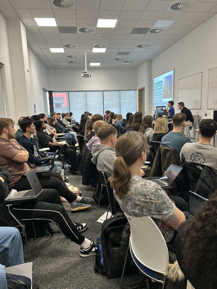 UoL_Physio's tweet photo. WELCOME COHORT PT0125! 🎉

It’s a full house for our programme specific induction this morning with our new starters.

We hope you enjoy your 2 years with us, guys! 👭 https://t.co/gZjhS3CfuT