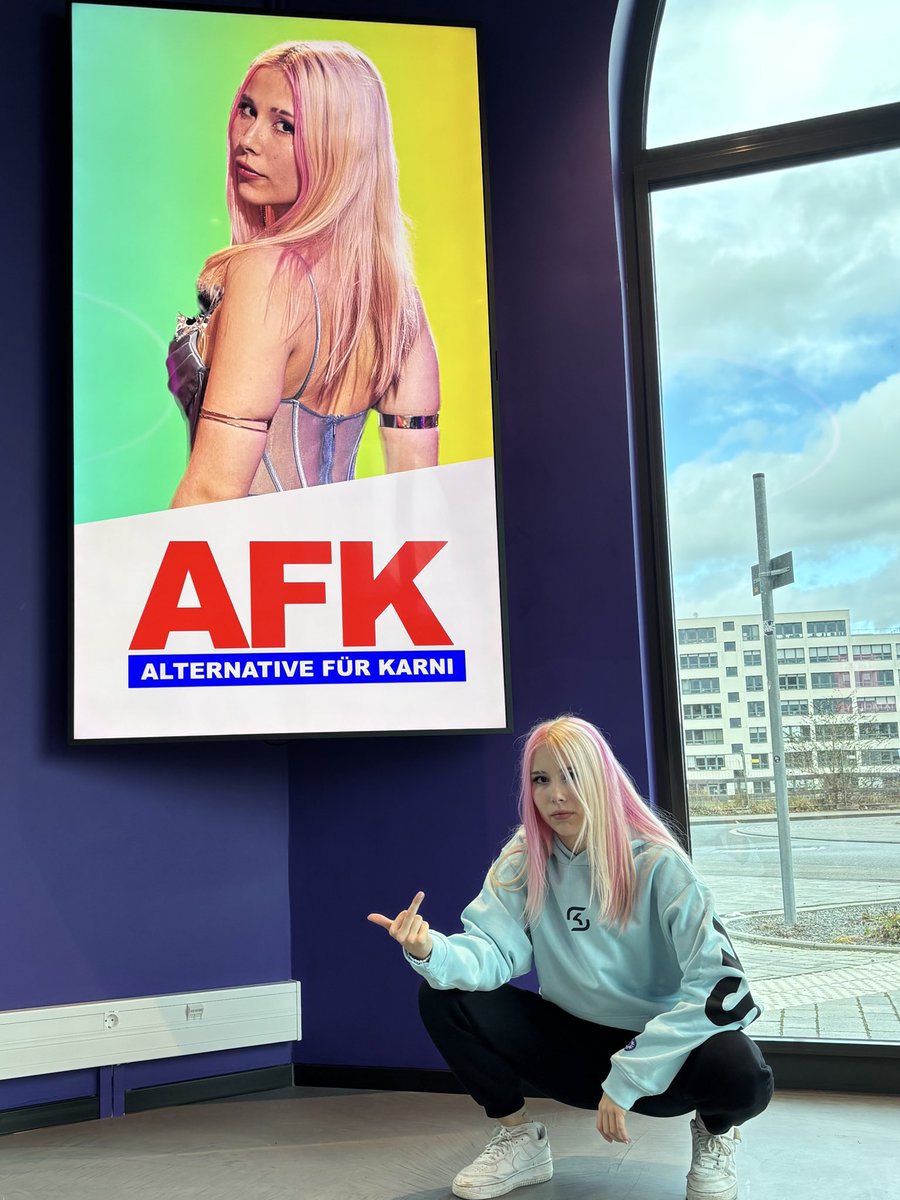 Highlights by sarahtonin (@sarahtoninx9)  X