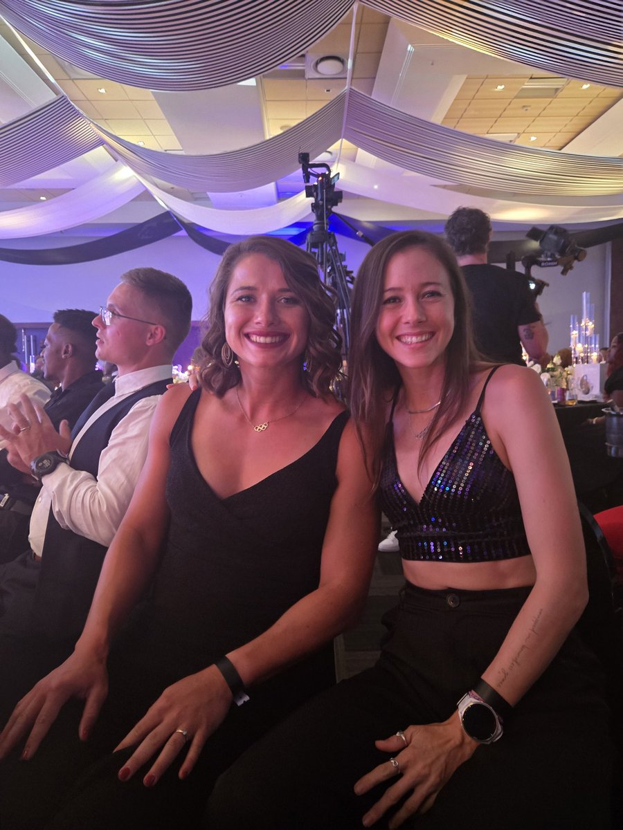 cianoldknow's tweet photo. @AthleticsSA_ Awards this past weekend 💫💫 https://t.co/zCGTZ0P0nu